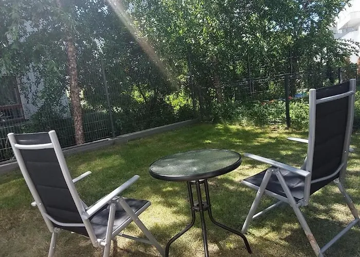 Spacious With Garden 公寓 *