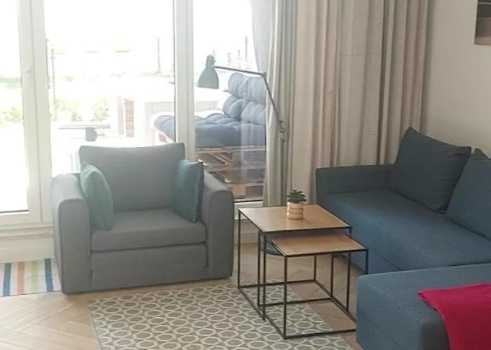 Spacious With Garden 公寓 华沙