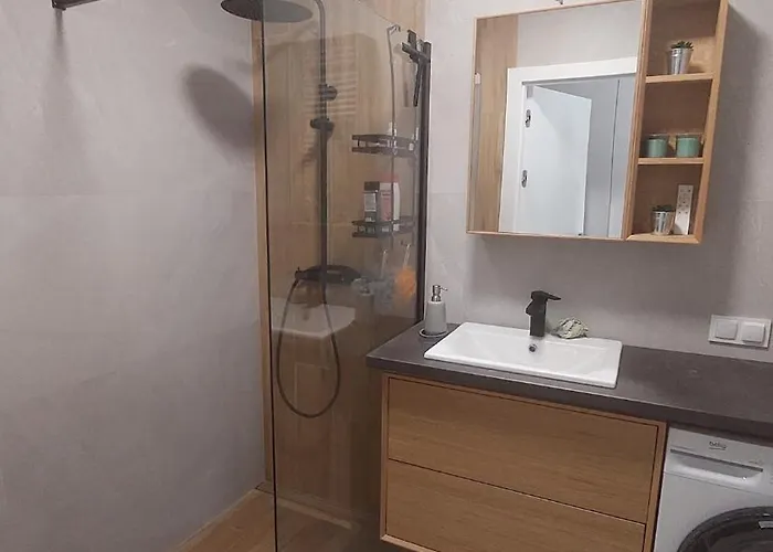 Spacious With Garden