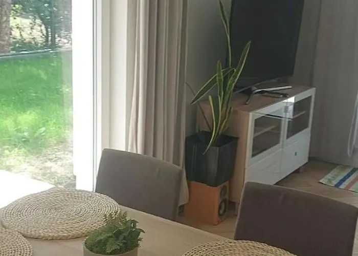 Spacious With Garden *