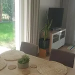 Spacious With Garden *